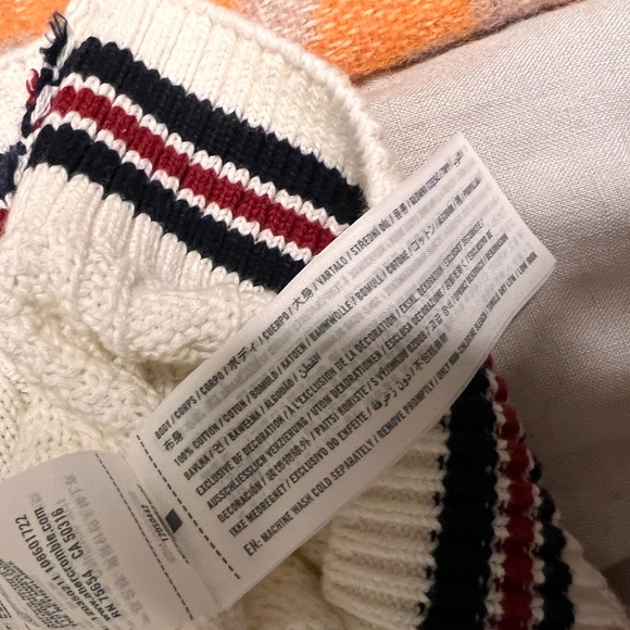 Abercrombie & Fitch White Sweater with Black and Red Accents - Picture 4 of 6